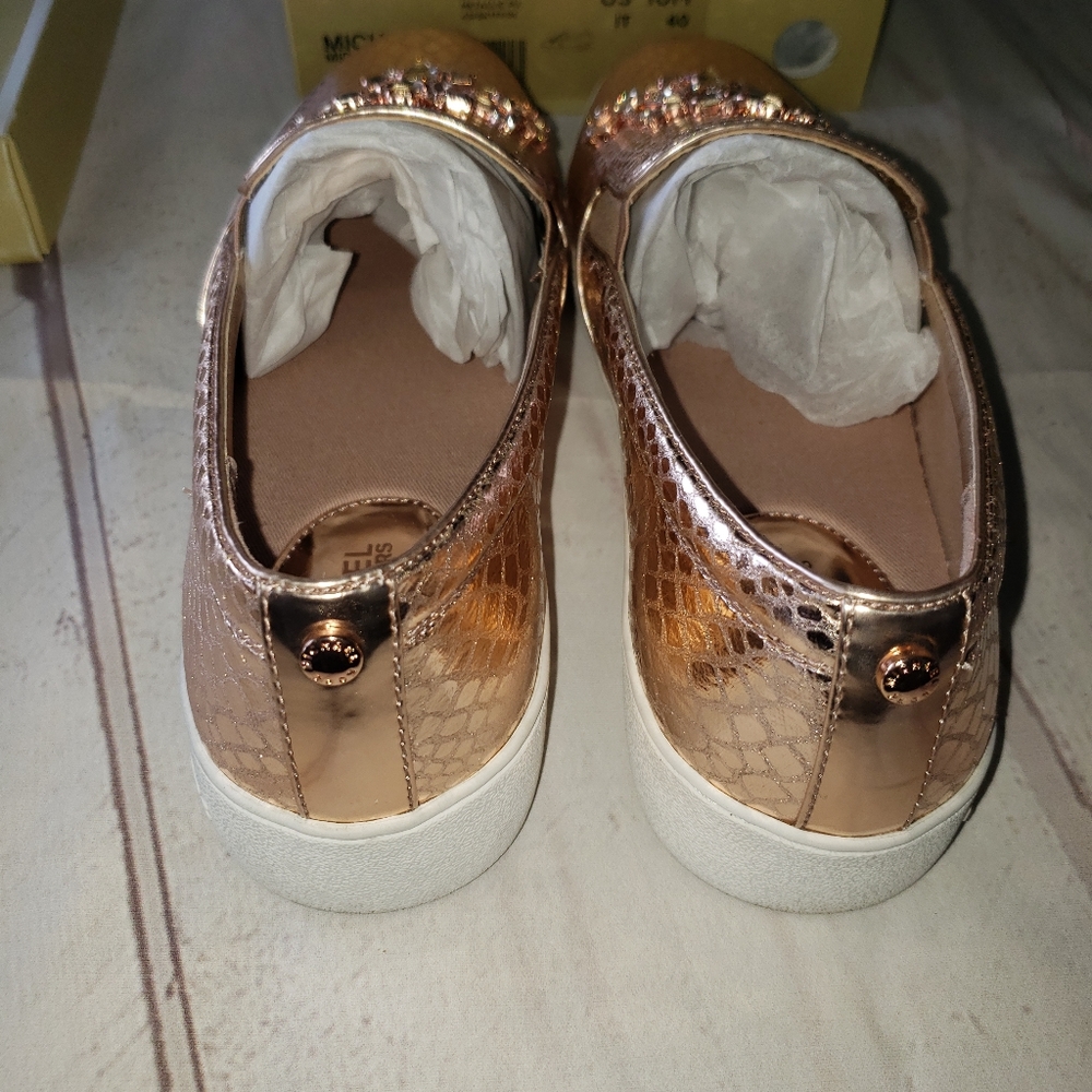 ❌SOLD❌ Michael Kors Keaton Slip-On Sneakers - Picture 2 of 7